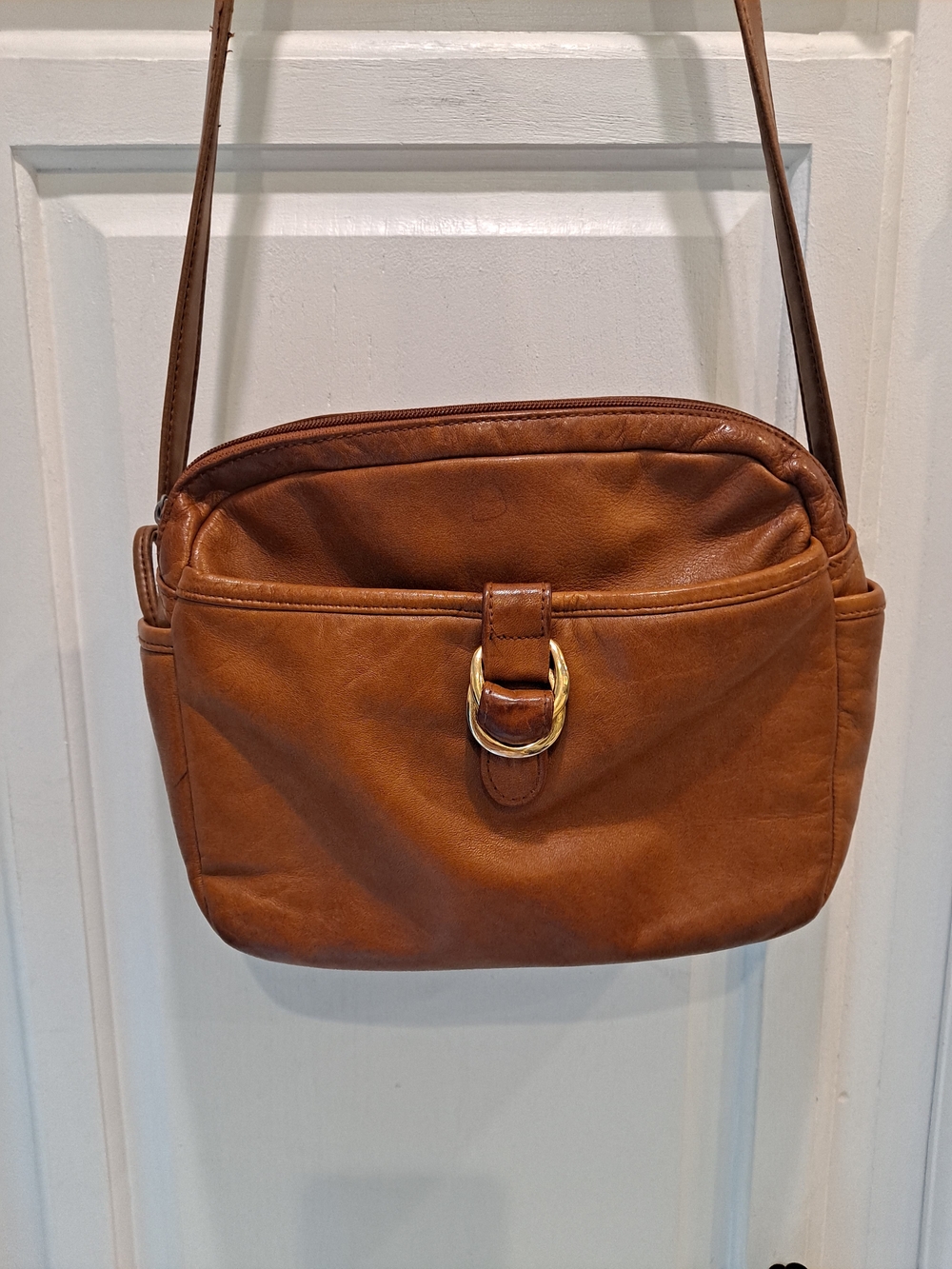 Vintage Caramel Brown Crossbody Bag w/Gold Ring Detail Buttery Soft Camera Style